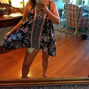 Express Keyhole handkerchief style top